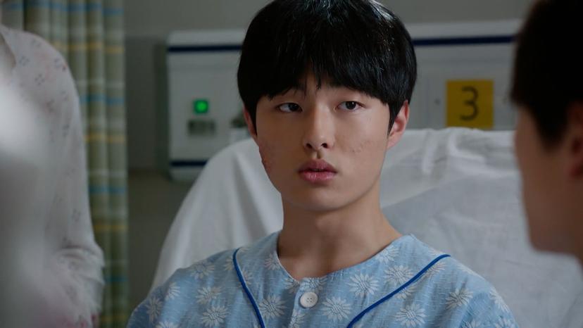 دکتۆر جۆن _ ئەڵقەی هەشت