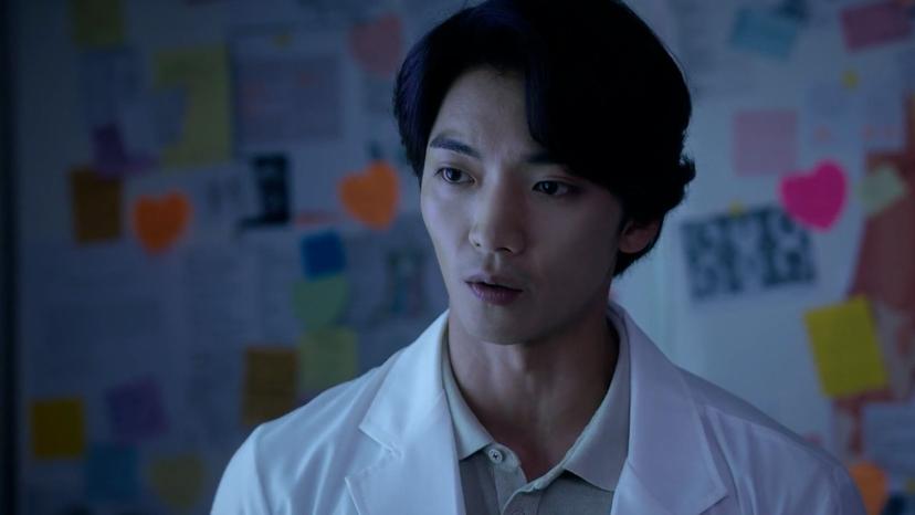 دکتۆر جۆن _ ئەڵقەی 9