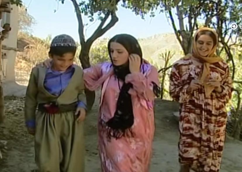 خانمی سپێدە _ ئەڵقەی سێ